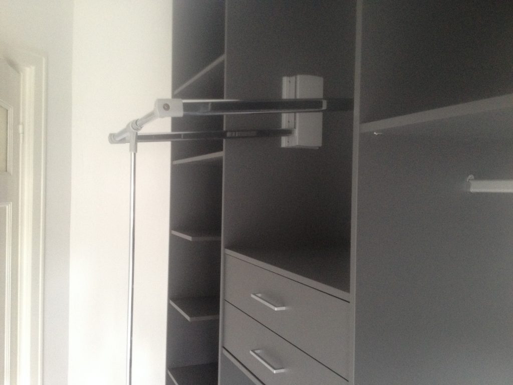 Kastinrichting kledinglift voor hoger hanggedeelte Gilo Kasten Raffito Kastinrichting kledinglift voor hoger hanggedeelte Gilo Kasten Raffito